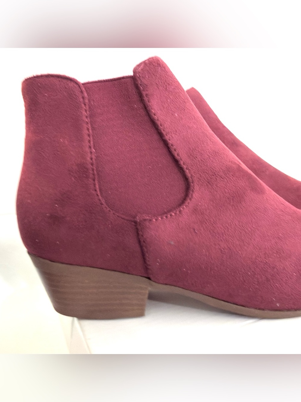 NIB J. Adams “Chelsea” Almond Toe Faux Suede Bootie With Elastic Side Gores Sz 7 - Picture 2 of 9